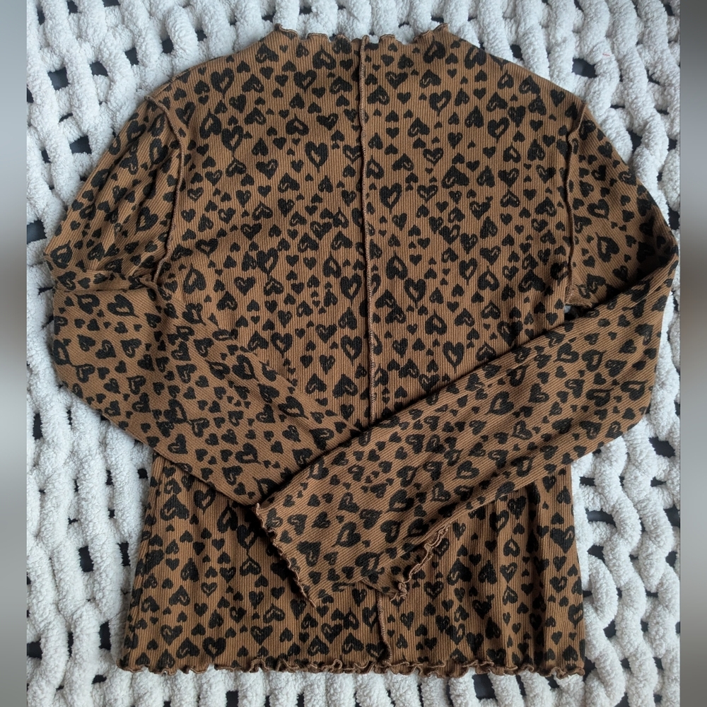 Old Navy Brown Ribbed Long Sleeve Top with Black Heart Print